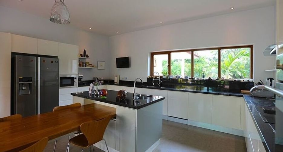 For sale 6 bedrooms house in Bang Lamung, Chonburi