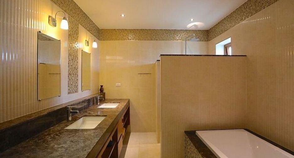 For sale 6 bedrooms house in Bang Lamung, Chonburi