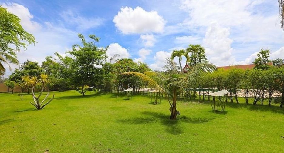 For sale 6 bedrooms house in Bang Lamung, Chonburi