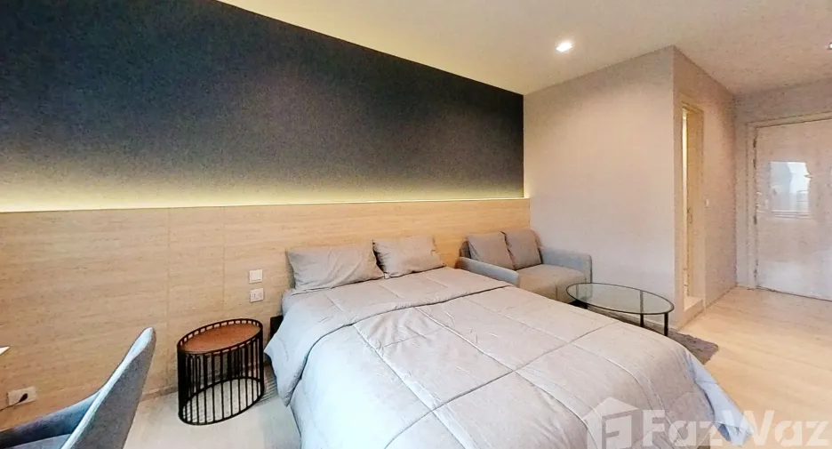 For sale studio condo in Pathum Wan, Bangkok