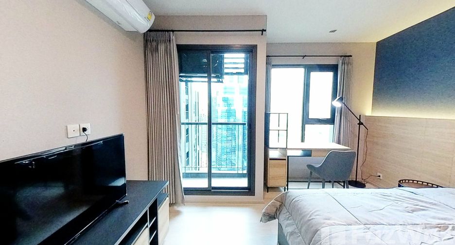 For sale studio condo in Pathum Wan, Bangkok