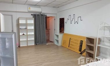 For sale スタジオ condo in Suan Luang, Bangkok
