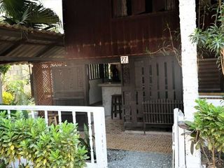 For sale 7 bed retail Space in Pai, Mae Hong Son