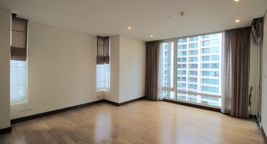 For sale and for rent 3 bed condo in Pathum Wan, Bangkok