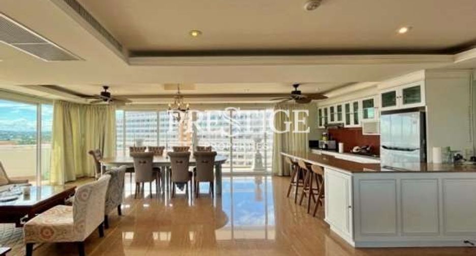 For sale 3 bed condo in South Pattaya, Pattaya