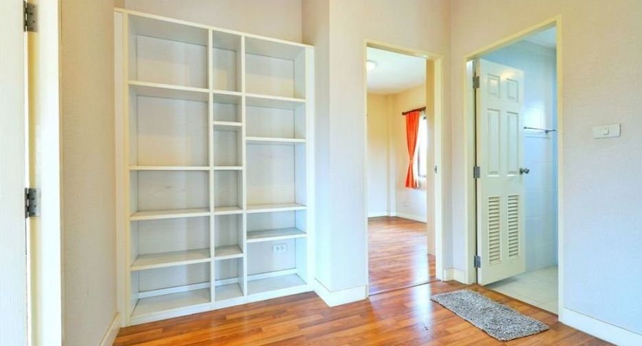 For sale 3 bedrooms house in Bang Bua Thong, Nonthaburi