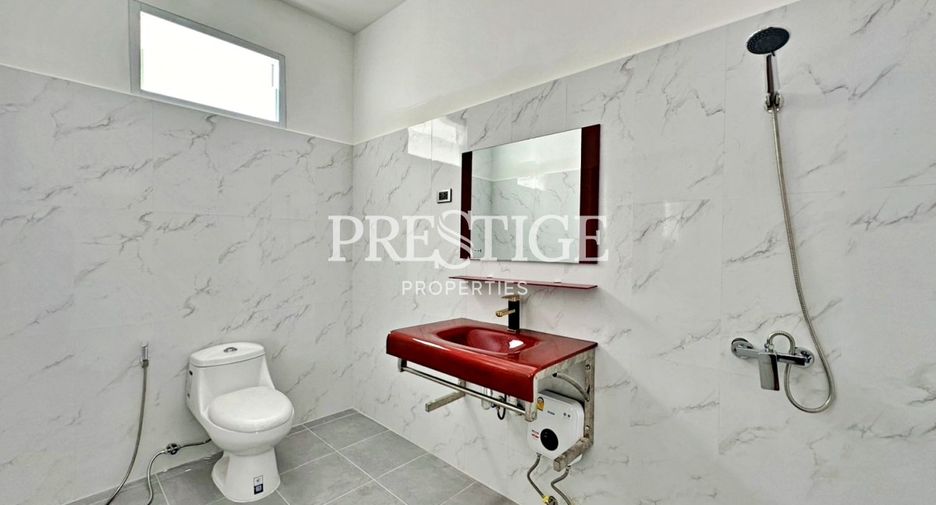 For rent and for sale 6 bedrooms house in Bang Lamung, Chonburi