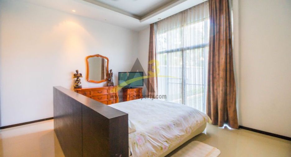 For rent and for sale 3 bedrooms villa in Mueang Phuket, Phuket