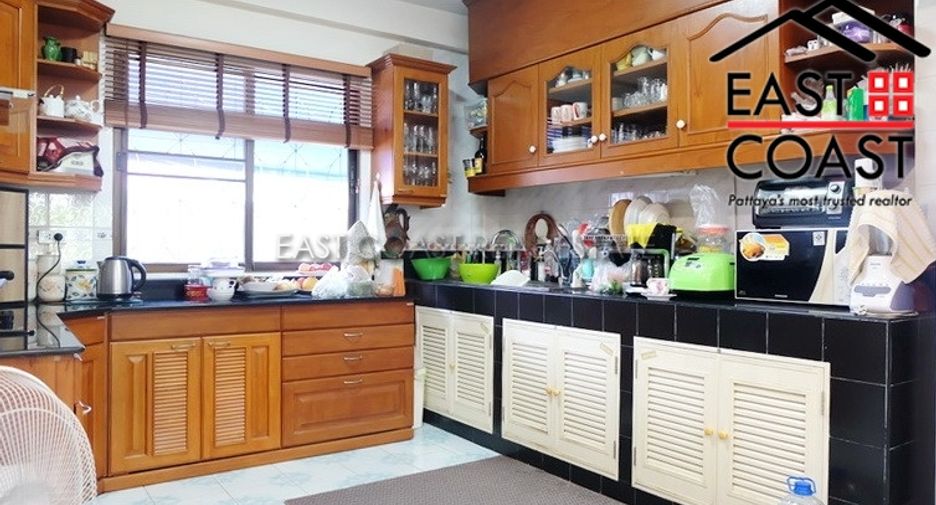 For sale 3 bedrooms house in Bang Lamung, Chonburi