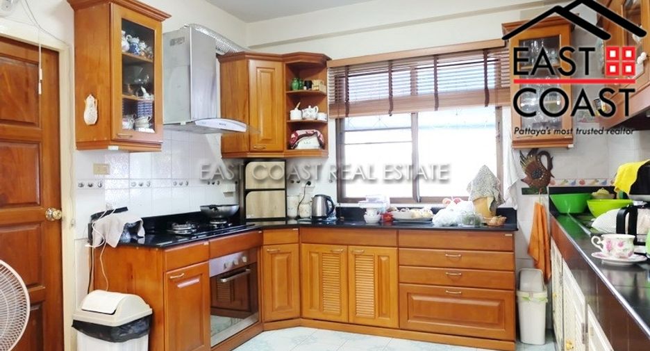 For sale 3 bedrooms house in Bang Lamung, Chonburi
