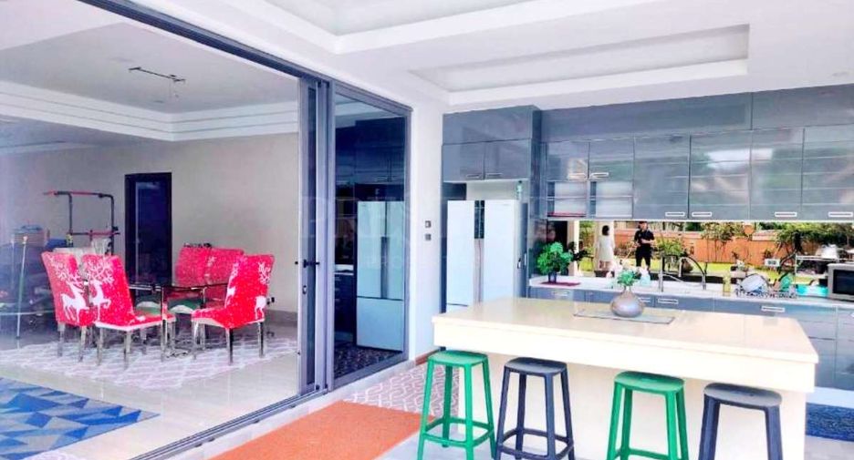Haus zum Kauf mit 7 Zimmer in East Pattaya, Pattaya