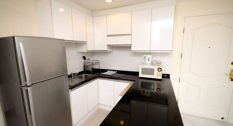For rent 2 bedrooms condo in Khlong Toei, Bangkok