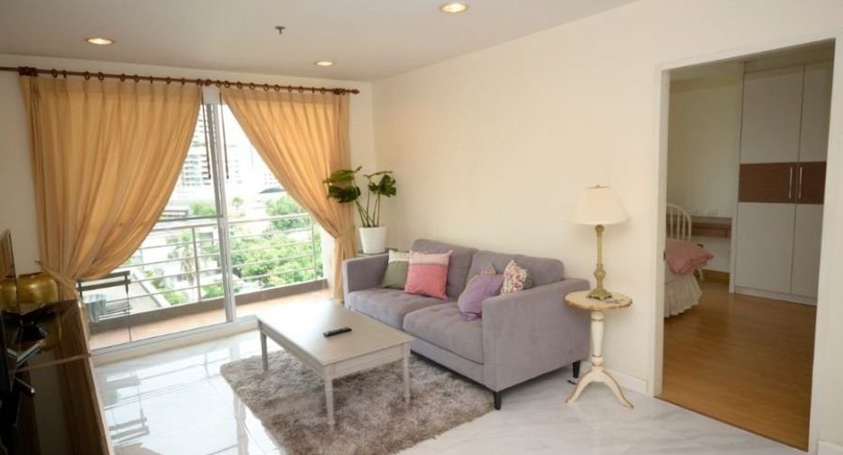 For rent 2 bedrooms condo in Khlong Toei, Bangkok