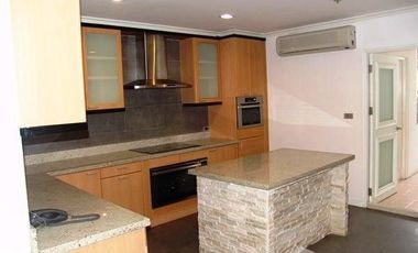 For rent 3 bed condo in Watthana, Bangkok