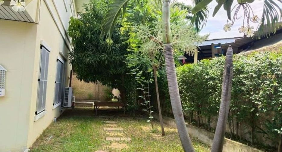 For sale 3 bedrooms house in Hua Hin, Prachuap Khiri Khan