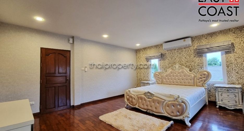 Casa en venta de 5 habitaciones en Bang Lamung, Chonburi