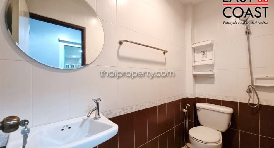 Casa en venta de 5 habitaciones en Bang Lamung, Chonburi