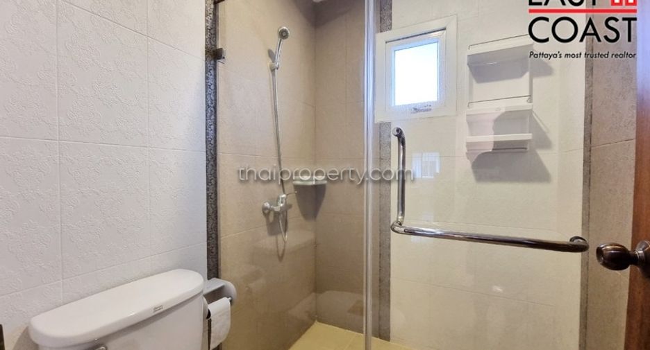 Casa en venta de 5 habitaciones en Bang Lamung, Chonburi