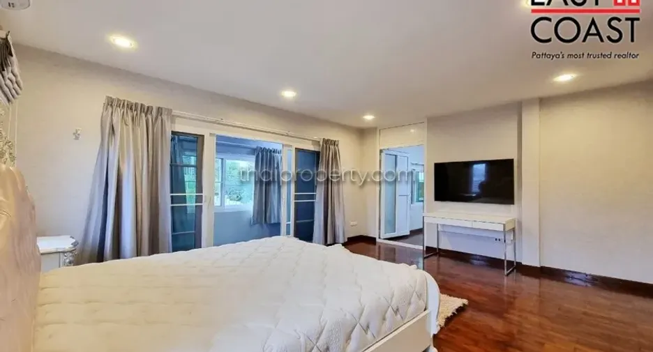 À vendre 5 chambres maison à Bang Lamung, Chonburi