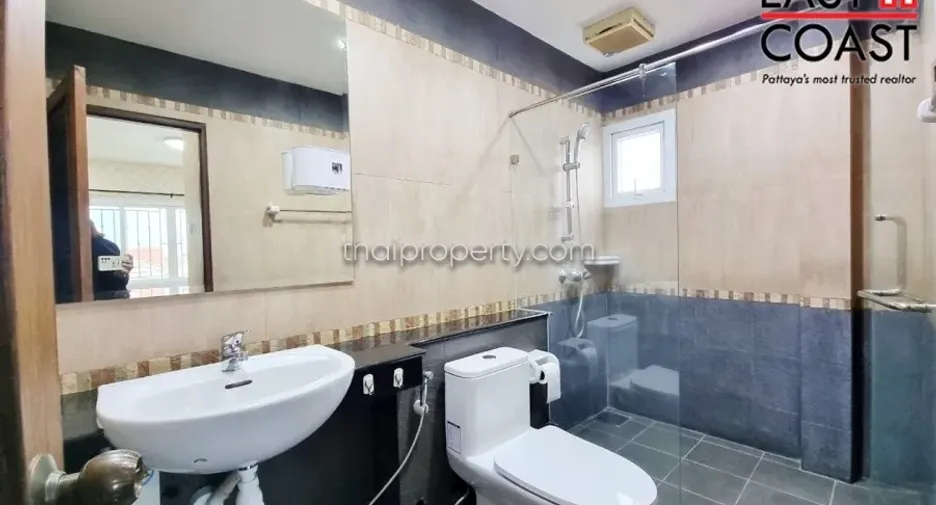À vendre 5 chambres maison à Bang Lamung, Chonburi
