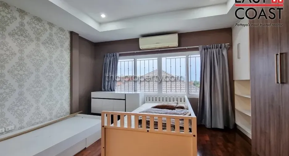 À vendre 5 chambres maison à Bang Lamung, Chonburi