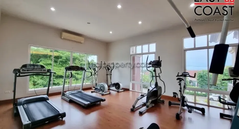 À vendre 5 chambres maison à Bang Lamung, Chonburi