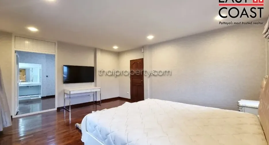 À vendre 5 chambres maison à Bang Lamung, Chonburi