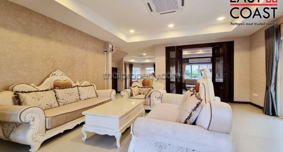 Casa en venta de 5 habitaciones en Bang Lamung, Chonburi