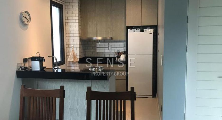 Reihenhaus zur Miete mit 3 Zimmer in Khlong Toei, Bangkok