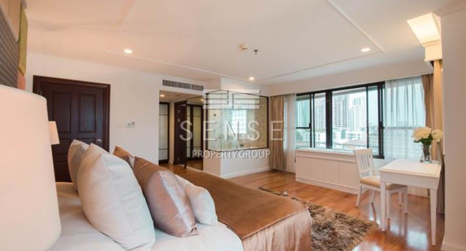For rent 4 bedrooms condo in Khlong Toei, Bangkok