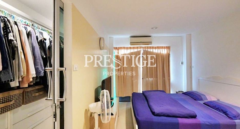 For sale 3 bedrooms retail Space in Bang Lamung, Chonburi