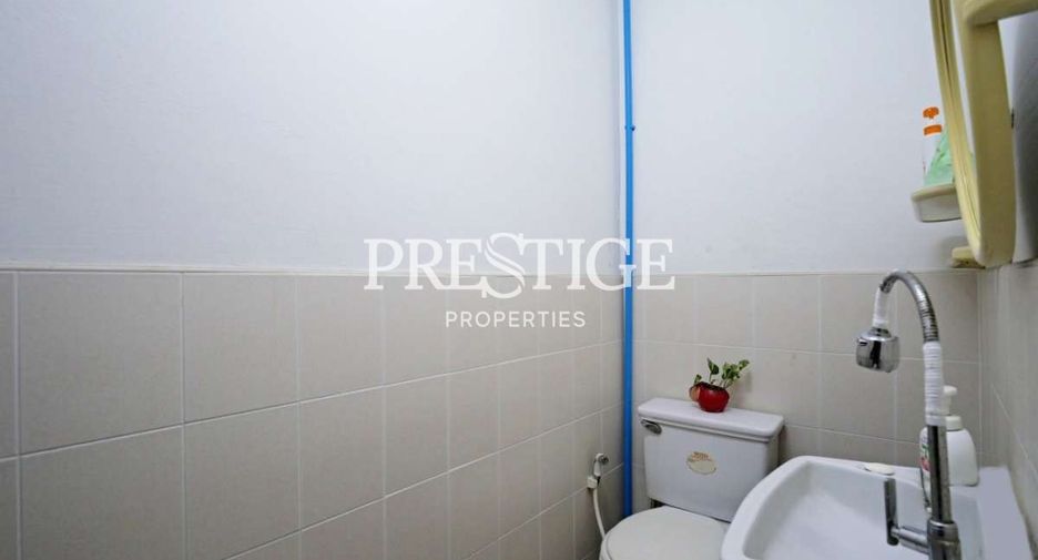 For sale 3 bedrooms retail Space in Bang Lamung, Chonburi