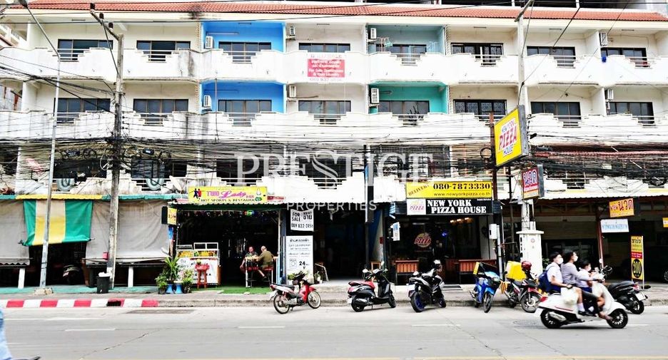 For sale 3 bedrooms retail Space in Bang Lamung, Chonburi