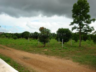 出售 土地 在 Bang Lamung, Chon Buri