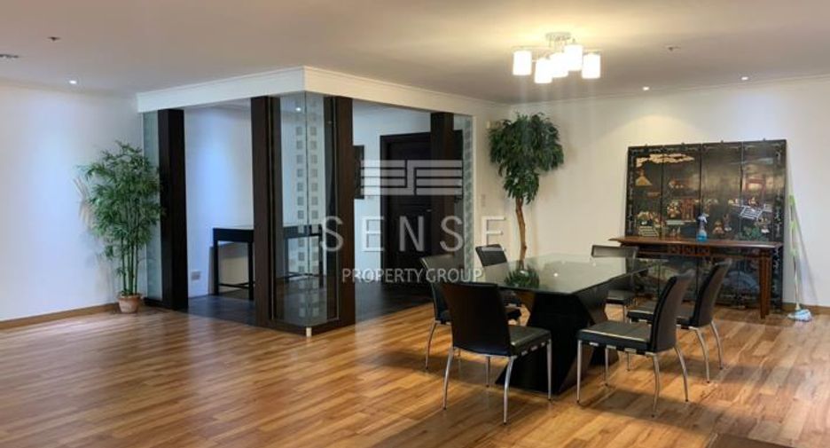 For rent 3 bed condo in Watthana, Bangkok