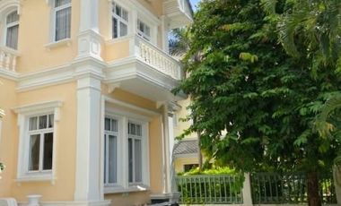 For sale 4 bed house in Lat Phrao, Bangkok