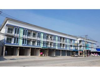 For sale 3 bed retail Space in Si Racha, Chonburi