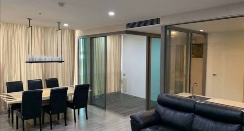For rent そして for sale 2 ベッドルーム condo in Khlong San, Bangkok