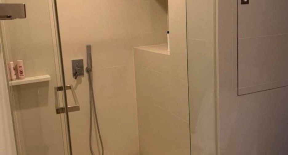For rent そして for sale 2 ベッドルーム condo in Khlong San, Bangkok
