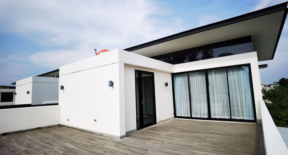 For sale 5 bed villa in Thalang, Phuket