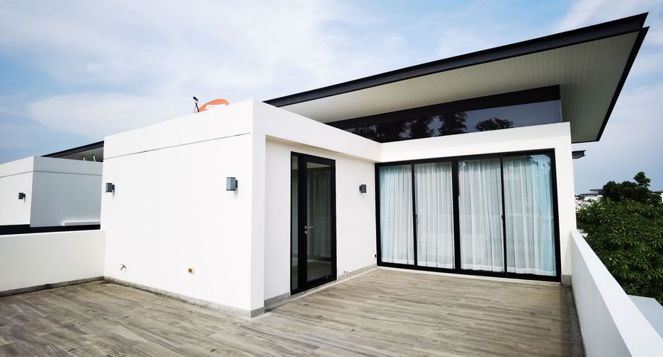 For sale 5 bed villa in Thalang, Phuket