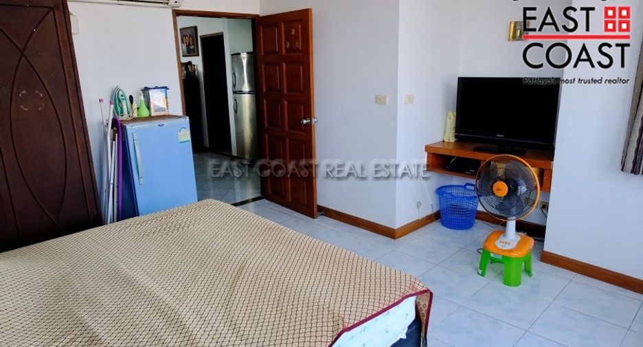For sale 3 bedrooms condo in Pratumnak, Pattaya