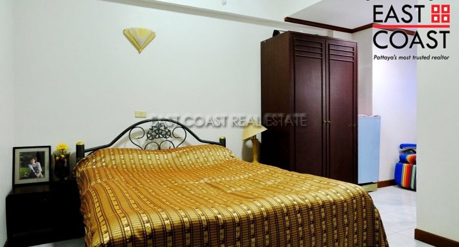 For sale 3 bedrooms condo in Pratumnak, Pattaya
