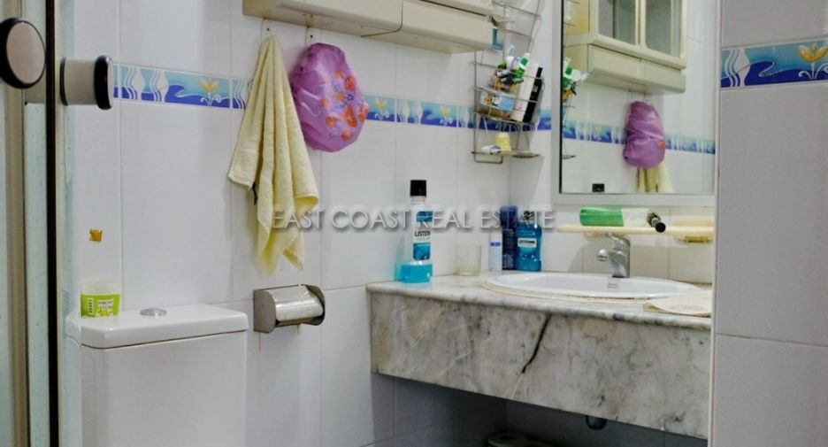 For sale 3 bedrooms condo in Pratumnak, Pattaya
