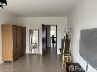 For sale 2 bed condo in Mueang Chiang Mai, Chiang Mai