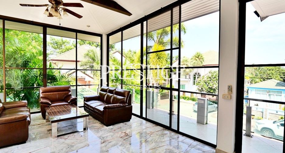 Casa en venta de 4 habitaciones en Huay Yai, Pattaya