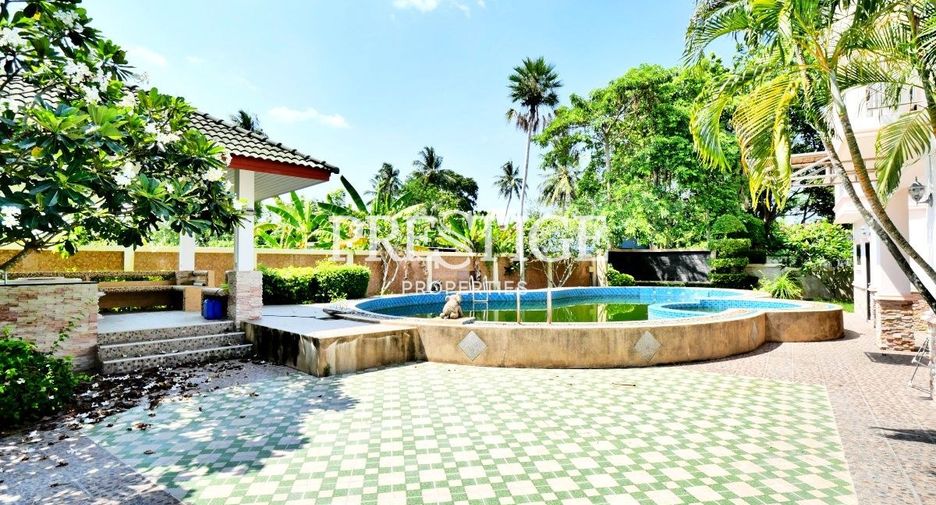 Casa en venta de 4 habitaciones en Huay Yai, Pattaya
