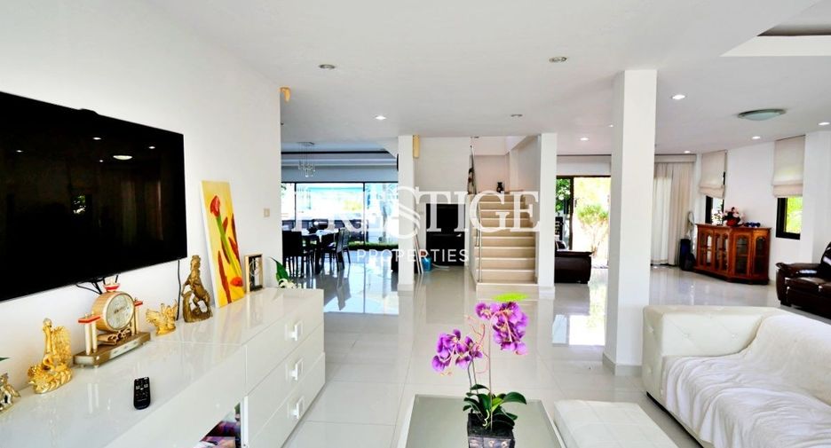 Casa en venta de 4 habitaciones en Huay Yai, Pattaya