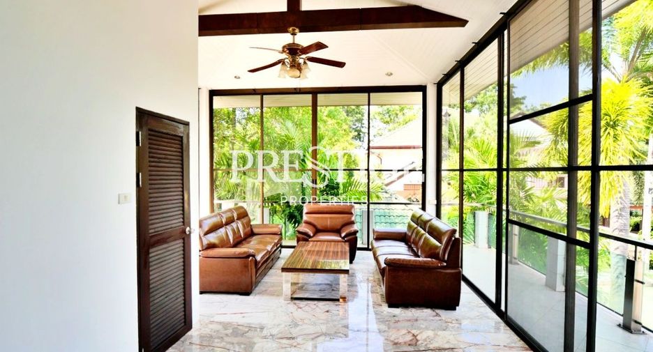 Casa en venta de 4 habitaciones en Huay Yai, Pattaya