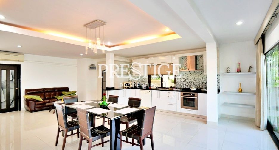 Casa en venta de 4 habitaciones en Huay Yai, Pattaya